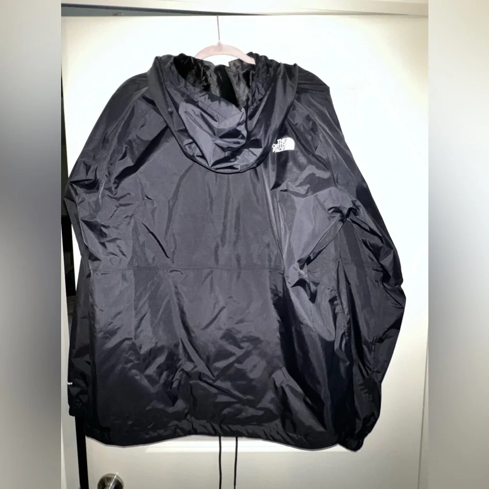 Northface Raincoat - Picture 2 of 3